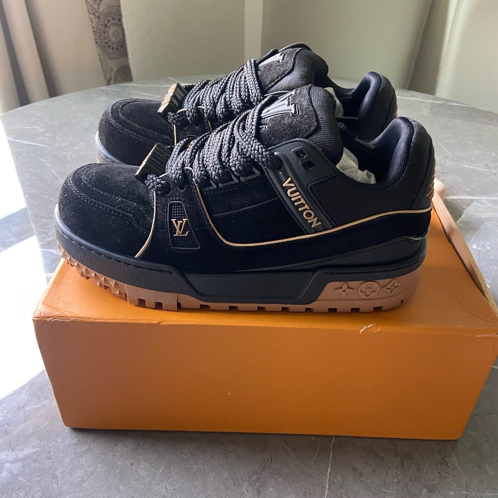 Louis Vuitton Maxi Trainer Black Brown Suede - Picture 4 of 8